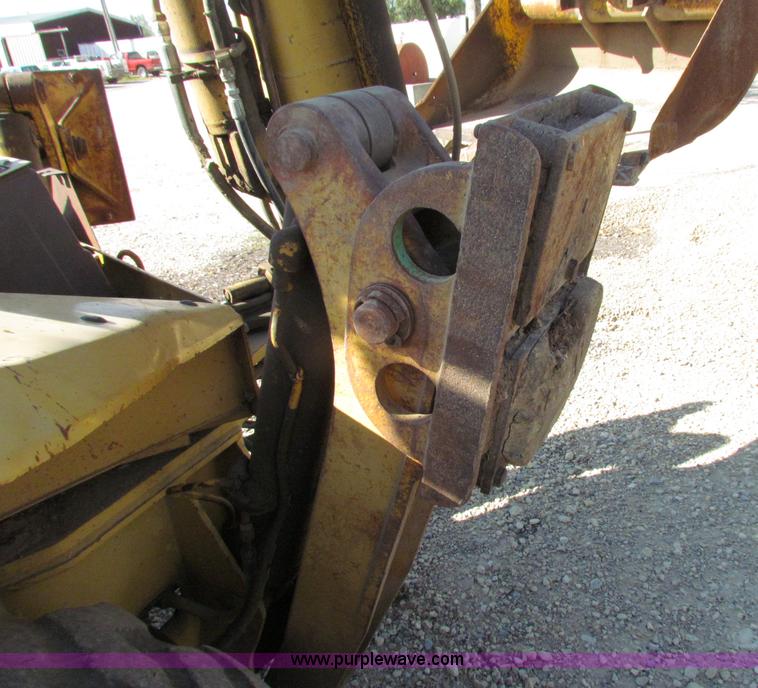 image for item E8043 1986 Caterpillar 416 backhoe