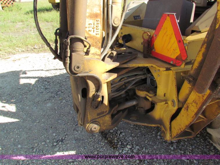 image for item E8043 1986 Caterpillar 416 backhoe