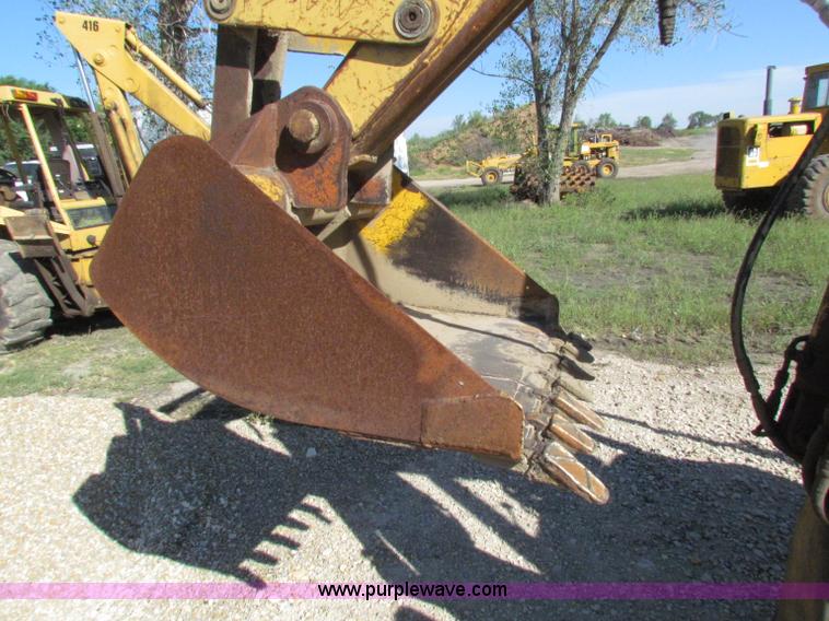 image for item E8043 1986 Caterpillar 416 backhoe