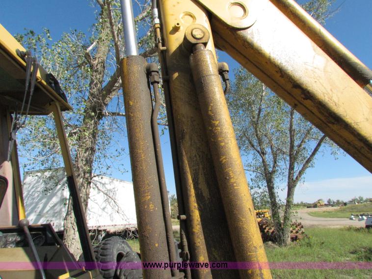 image for item E8044 1986 Caterpillar 416 backhoe