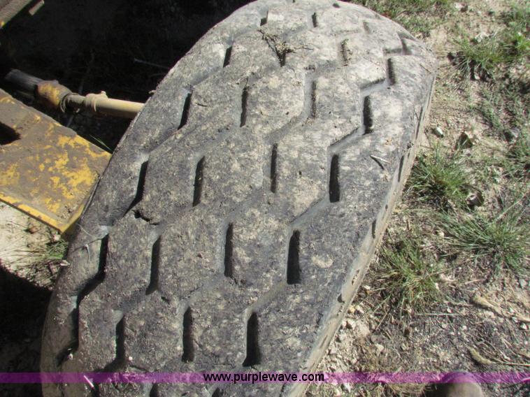 image for item E8044 1986 Caterpillar 416 backhoe