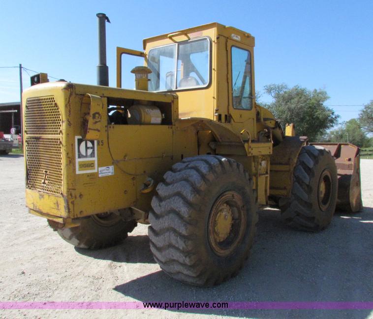 image for item E8045 1974 Caterpillar 966C wheel loader