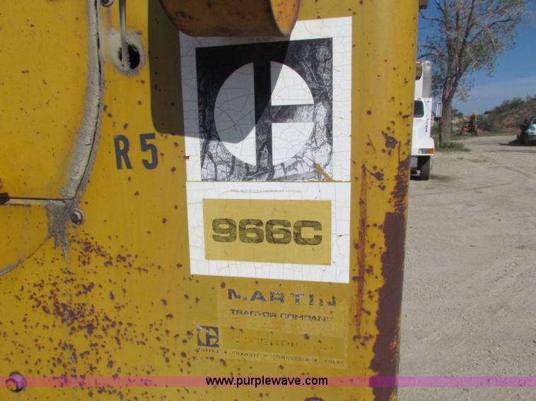 image for item E8045 1974 Caterpillar 966C wheel loader