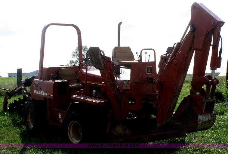 image for item F2564 Ditch Witch 5110 trencher backhoe
