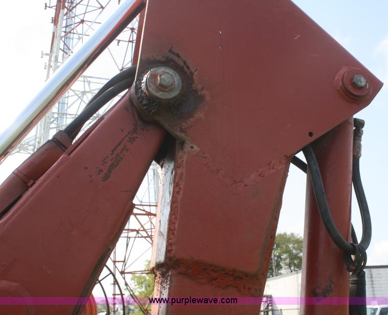 image for item F2564 Ditch Witch 5110 trencher backhoe