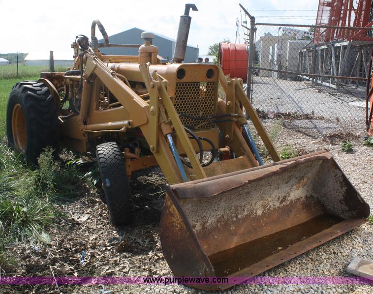 image for item F2583 Case industrial tractor with breaker
