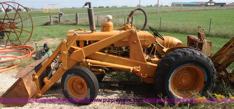 image for item F2583 Case industrial tractor with breaker