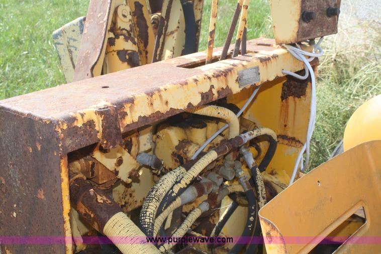 image for item F2583 Case industrial tractor with breaker