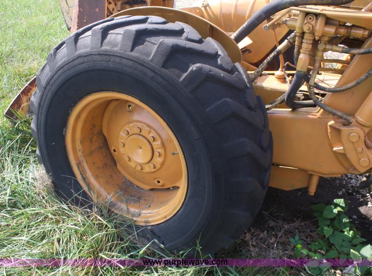 image for item F2583 Case industrial tractor with breaker