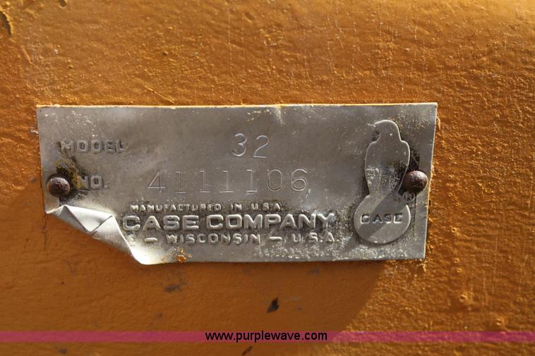 image for item F2583 Case industrial tractor with breaker