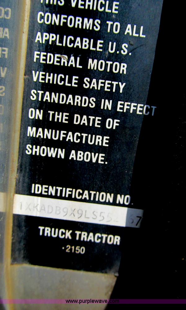 image for item F4551 1990 Kenworth T600 dump truck