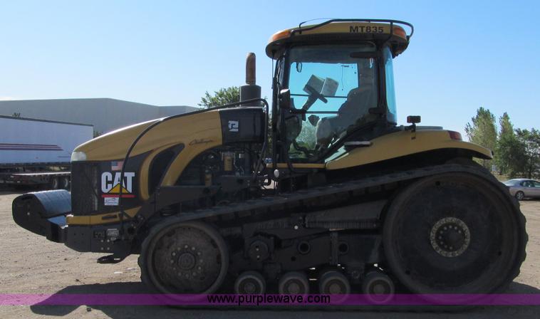 image for item F5517 2005 Caterpillar Challenger MT835 tractor