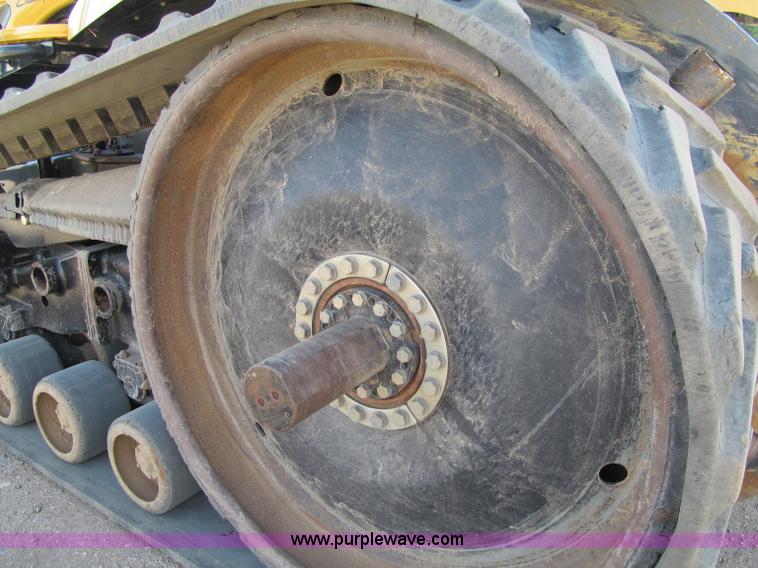 image for item F5517 2005 Caterpillar Challenger MT835 tractor