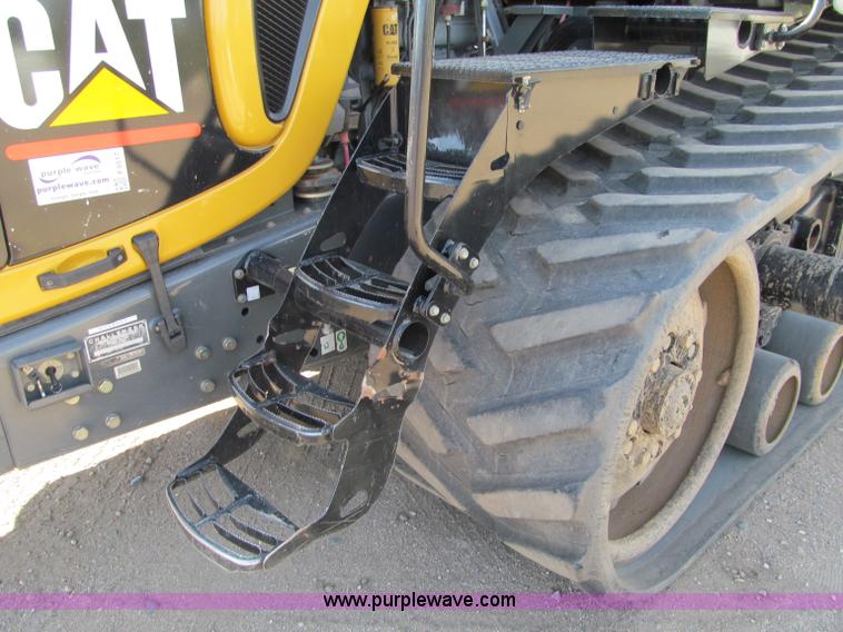 image for item F5517 2005 Caterpillar Challenger MT835 tractor