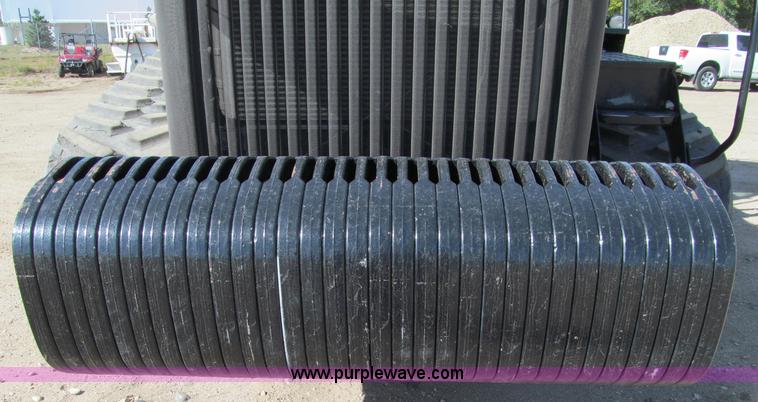 image for item F5517 2005 Caterpillar Challenger MT835 tractor