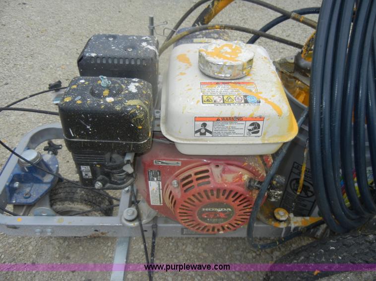 image for item U9336 Graco Line Laser IV 5900 paint striper