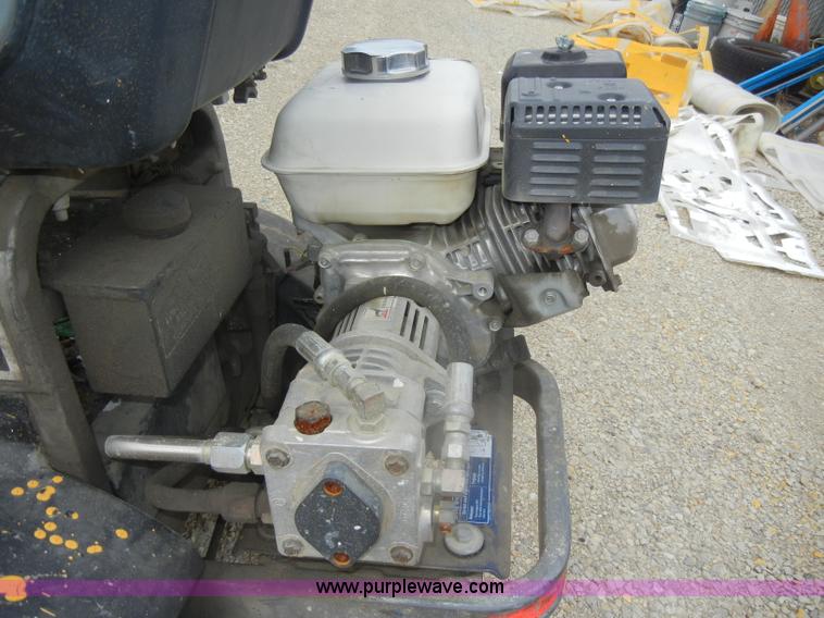 image for item U9340 Graco line driver