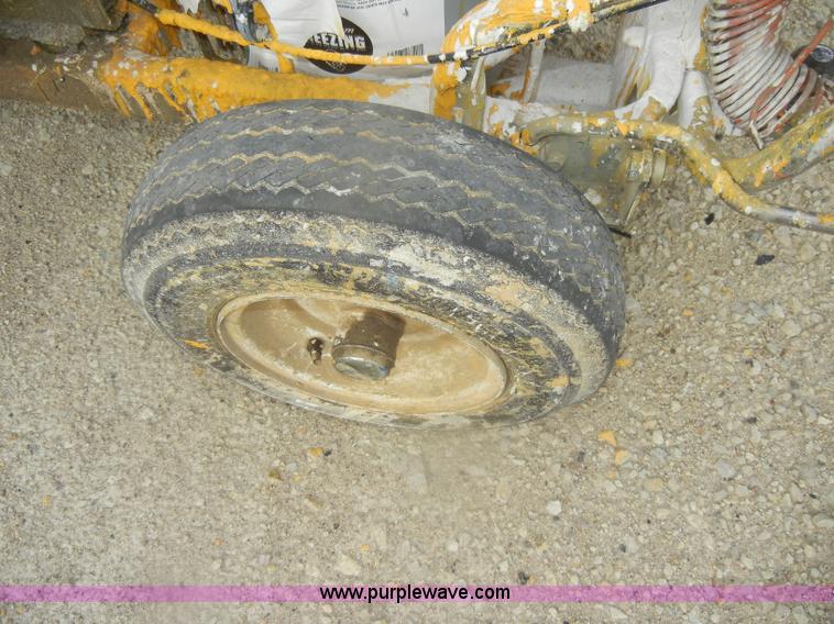 image for item U9344 Graco Line Laser 5900 paint striper