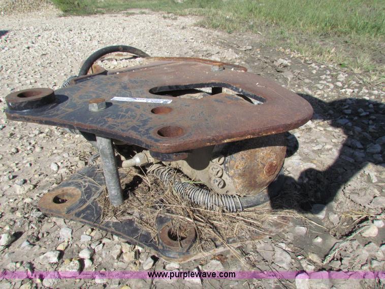 image for item V9269 Hydraulic concrete breaker