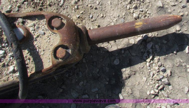 image for item V9269 Hydraulic concrete breaker