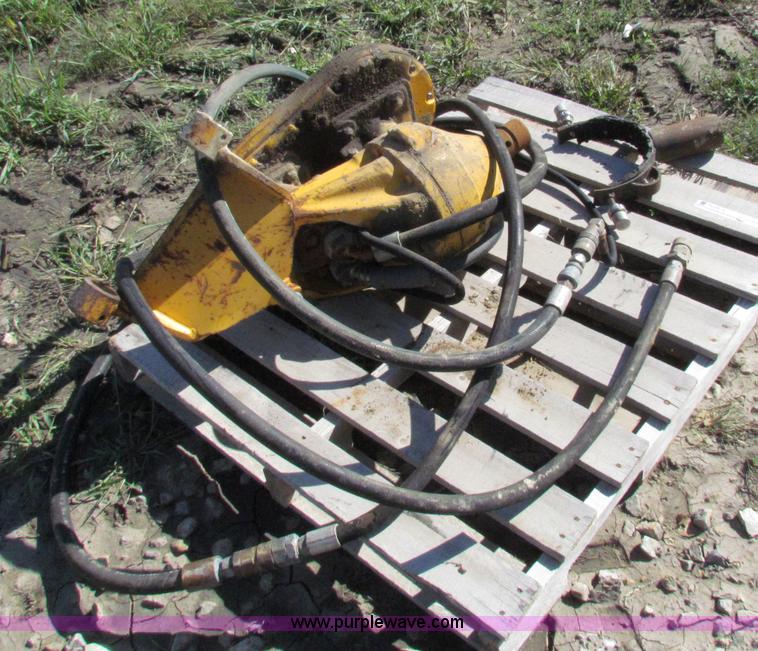 image for item V9270 Post hole auger