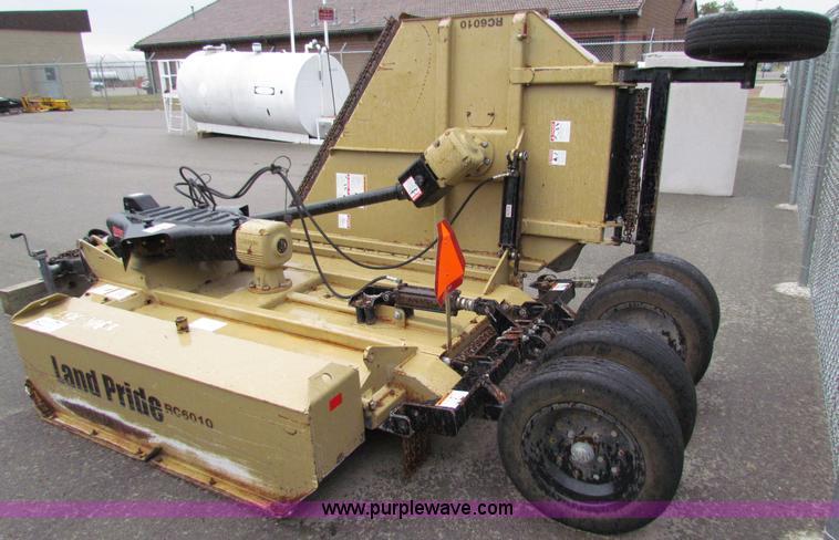 image for item B7451 2003 Land Pride RCB6010 rotary mower
