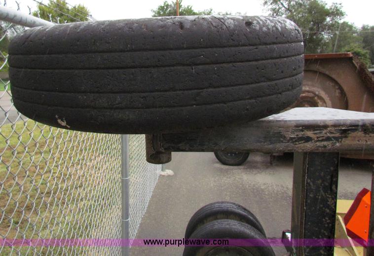 image for item B7451 2003 Land Pride RCB6010 rotary mower