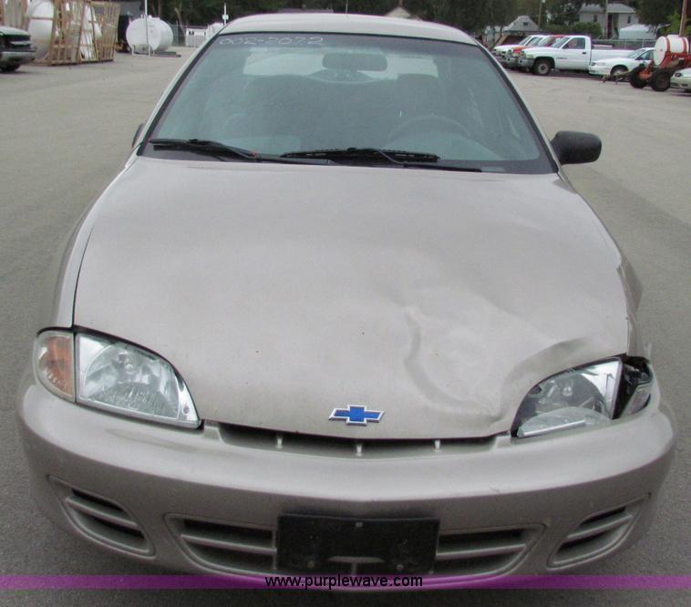 image for item B7453 2002 Chevrolet Cavalier