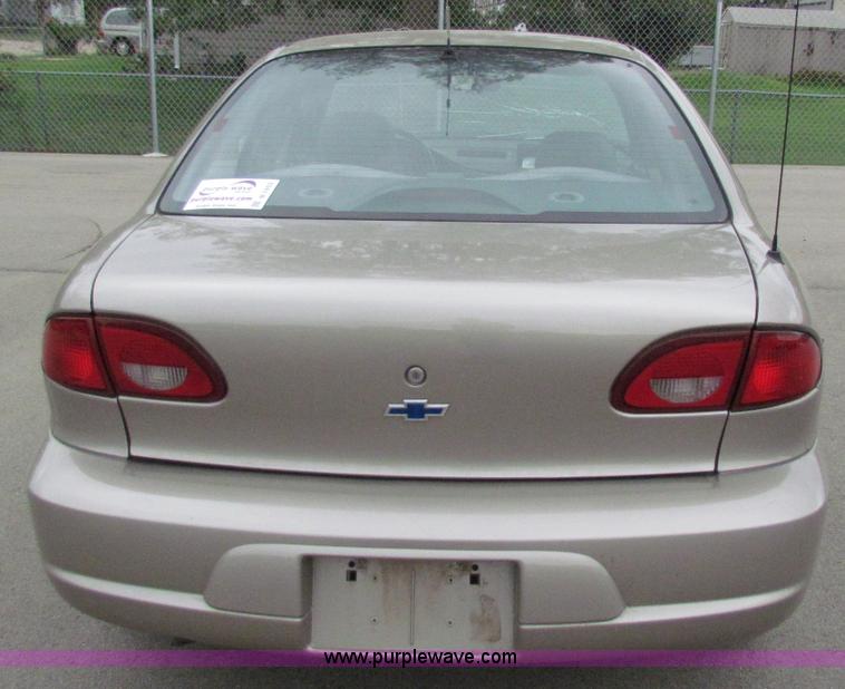 image for item B7453 2002 Chevrolet Cavalier