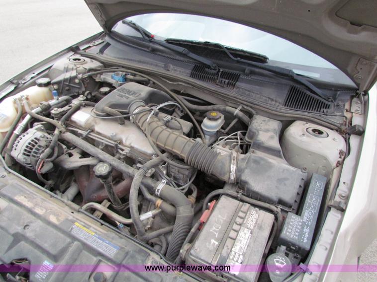image for item B7453 2002 Chevrolet Cavalier