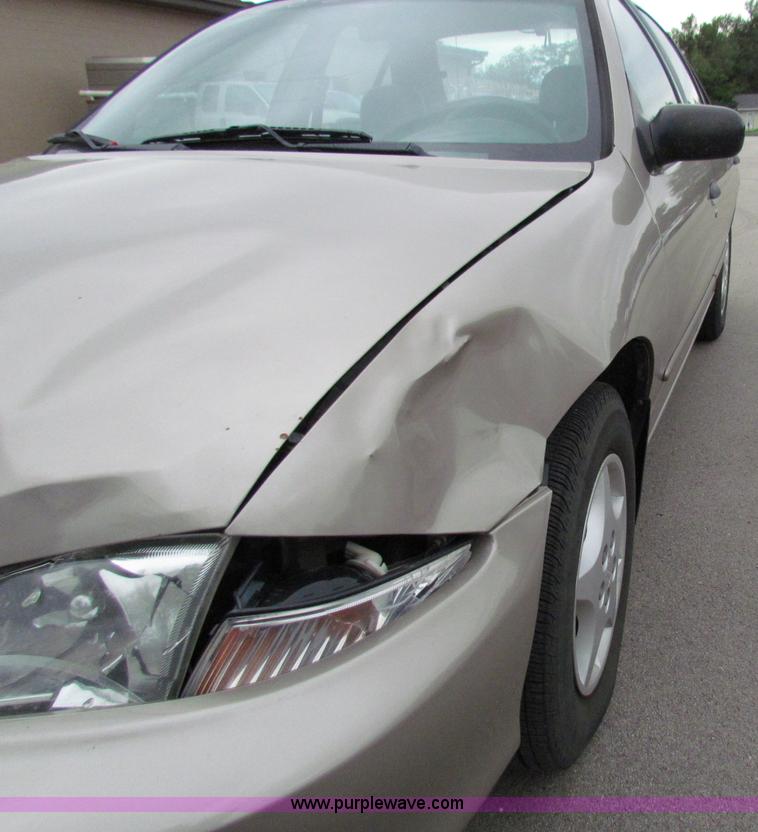 image for item B7453 2002 Chevrolet Cavalier