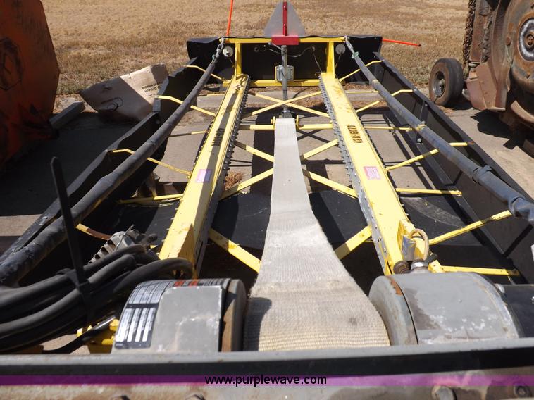 image for item C2807 2002 Trinity MPS350 crash attenuator