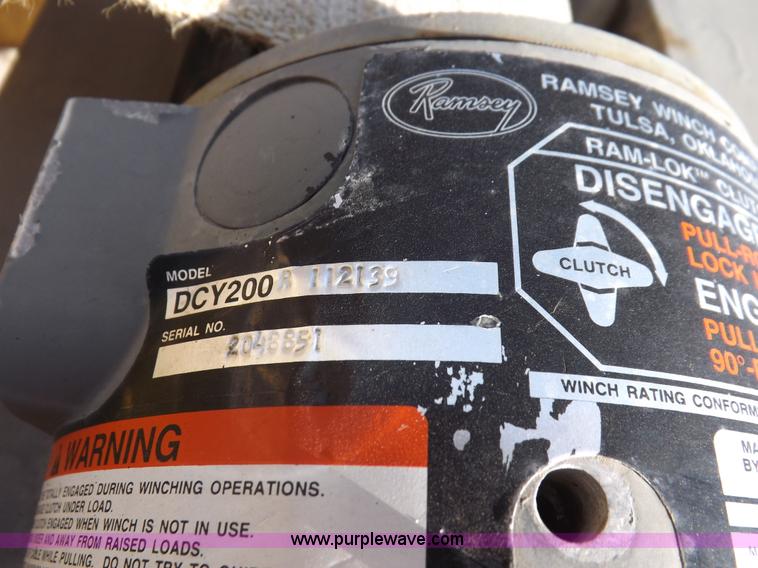 image for item C2807 2002 Trinity MPS350 crash attenuator