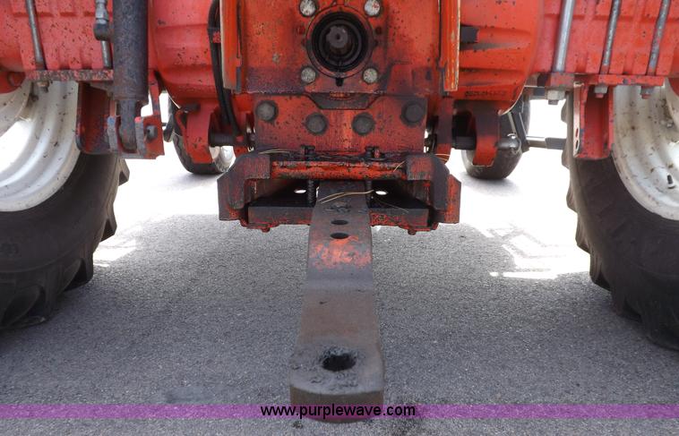 image for item C2813 1999 New Holland TS100 tractor