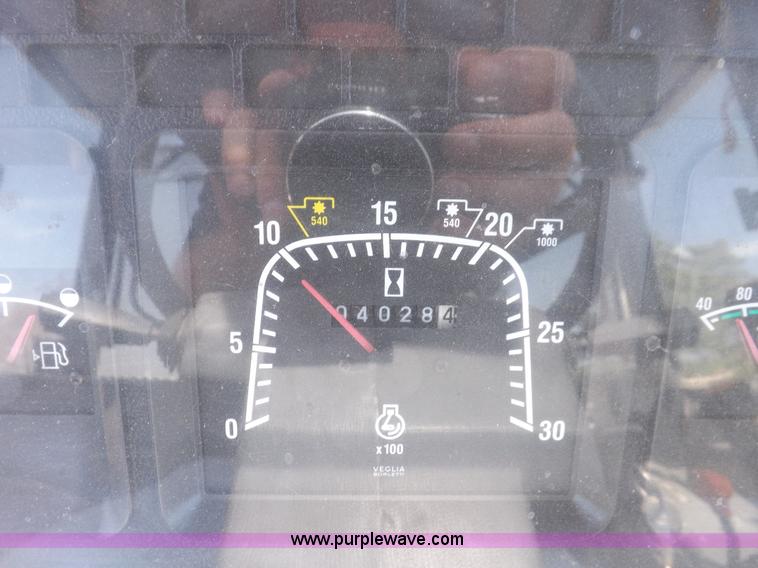 image for item C2814 1997 New Holland 7740SL MFWD tractor