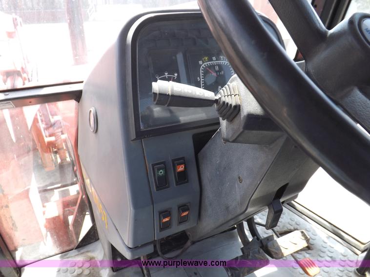 image for item C2814 1997 New Holland 7740SL MFWD tractor