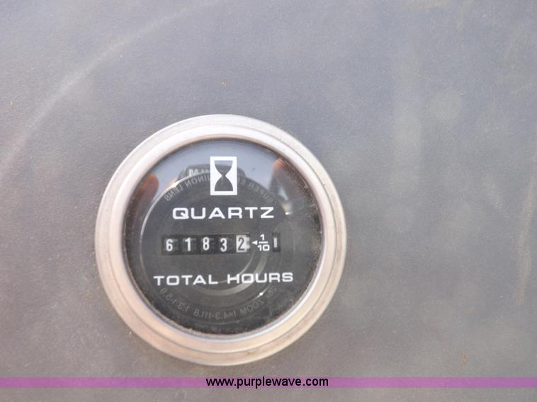 image for item C2815 1997 New Holland 7740SL MFWD tractor