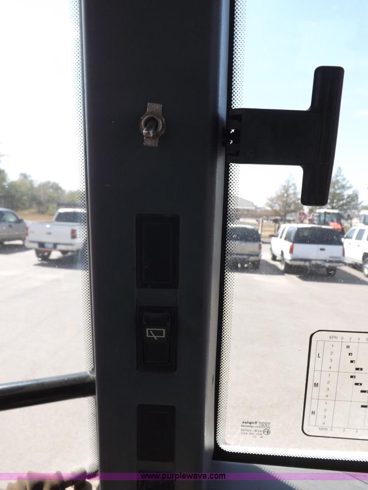 image for item C2815 1997 New Holland 7740SL MFWD tractor