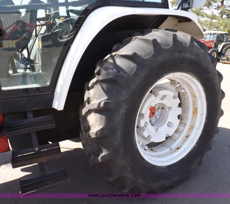 image for item C2815 1997 New Holland 7740SL MFWD tractor