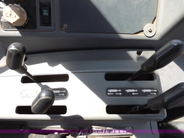 image for item C2816 1997 New Holland 7740SL MFWD tractor