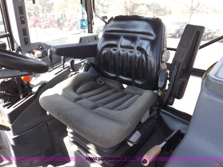 image for item C2816 1997 New Holland 7740SL MFWD tractor