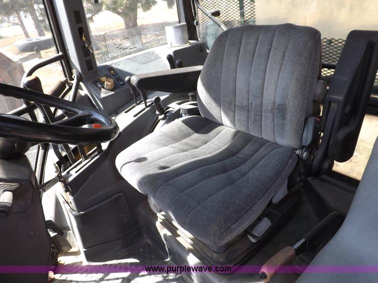 image for item C2818 1996 New Holland 7740SL MFWD tractor