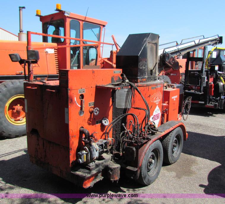 image for item E8029 1993 Craft Co EZ-200 crack seal machine