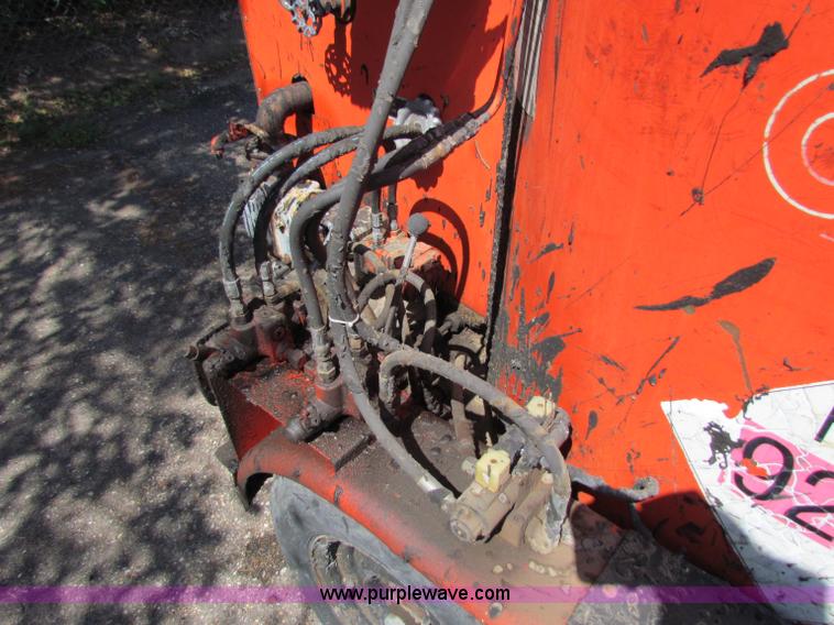 image for item E8029 1993 Craft Co EZ-200 crack seal machine