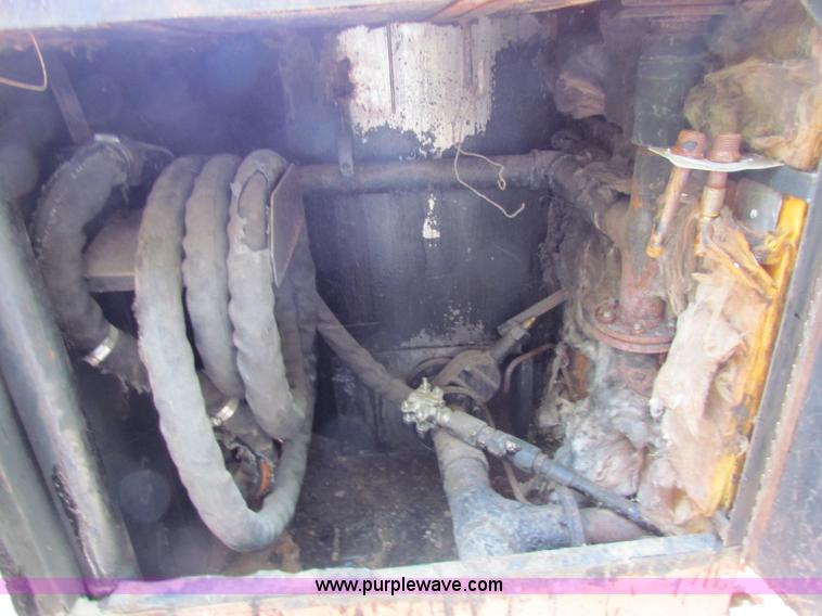 image for item E8029 1993 Craft Co EZ-200 crack seal machine