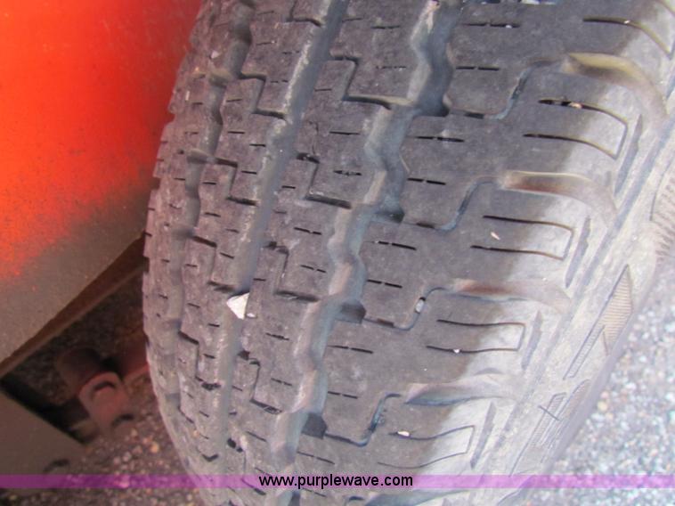 image for item E8029 1993 Craft Co EZ-200 crack seal machine