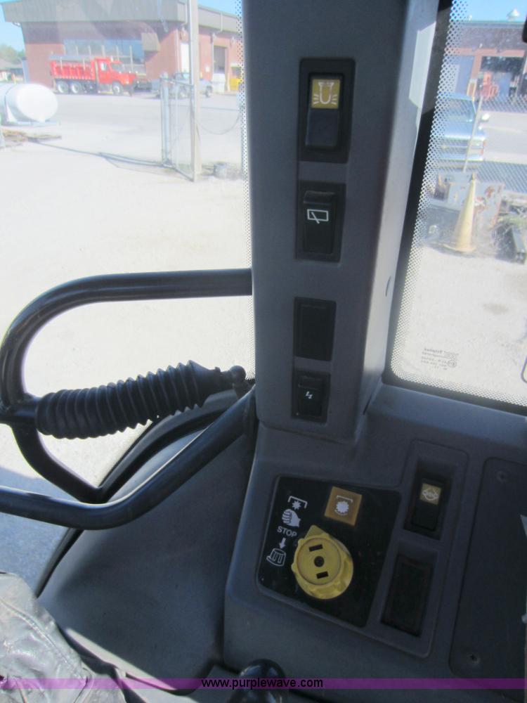 image for item F6514 1997 New Holland 6640SL tractor