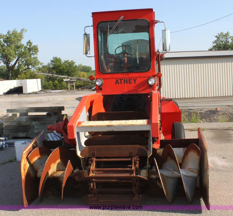 image for item G4730 1991 Athey 7-125 force feed loader