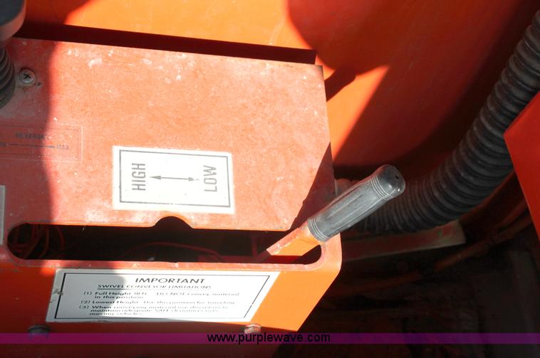 image for item G4730 1991 Athey 7-125 force feed loader