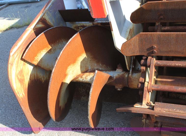 image for item G4730 1991 Athey 7-125 force feed loader